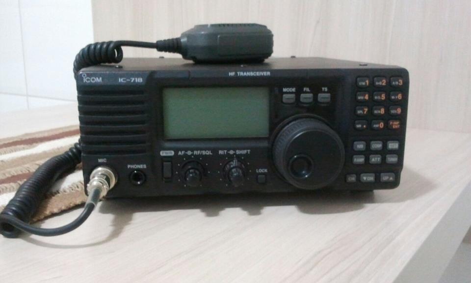 vendo radio muito novo ic 718 caixa e manual. ( VENDIDO) — Foto 1