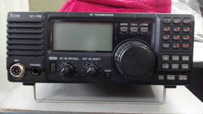 Radio ICOM IC 78 HF - 160-10m Com caixa e Manual — Miniatura 1