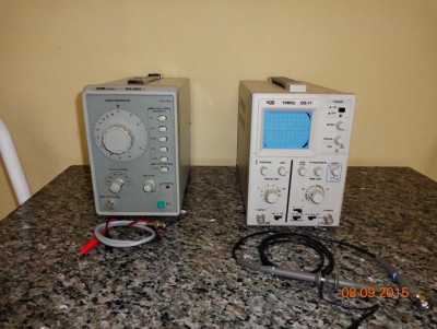 Vendo ou troco gerador de áudio e osciloscópio — Miniatura 1